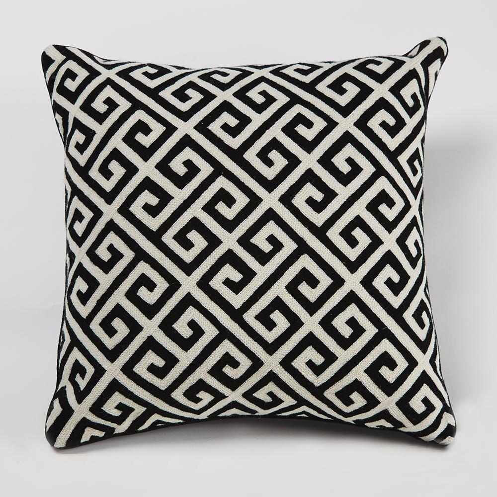 Manhattan 20in Indian Wool with Greek Key Motif - Black