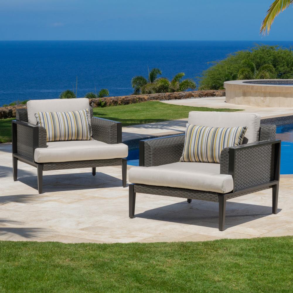 Vistano™ Club Chairs